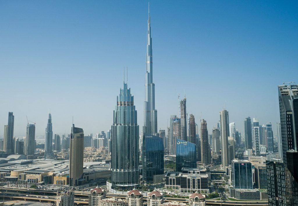 16 मार्च 2026: ईरान के बड़े हमले से दहला UAE, ट्रंप भी हैरान!